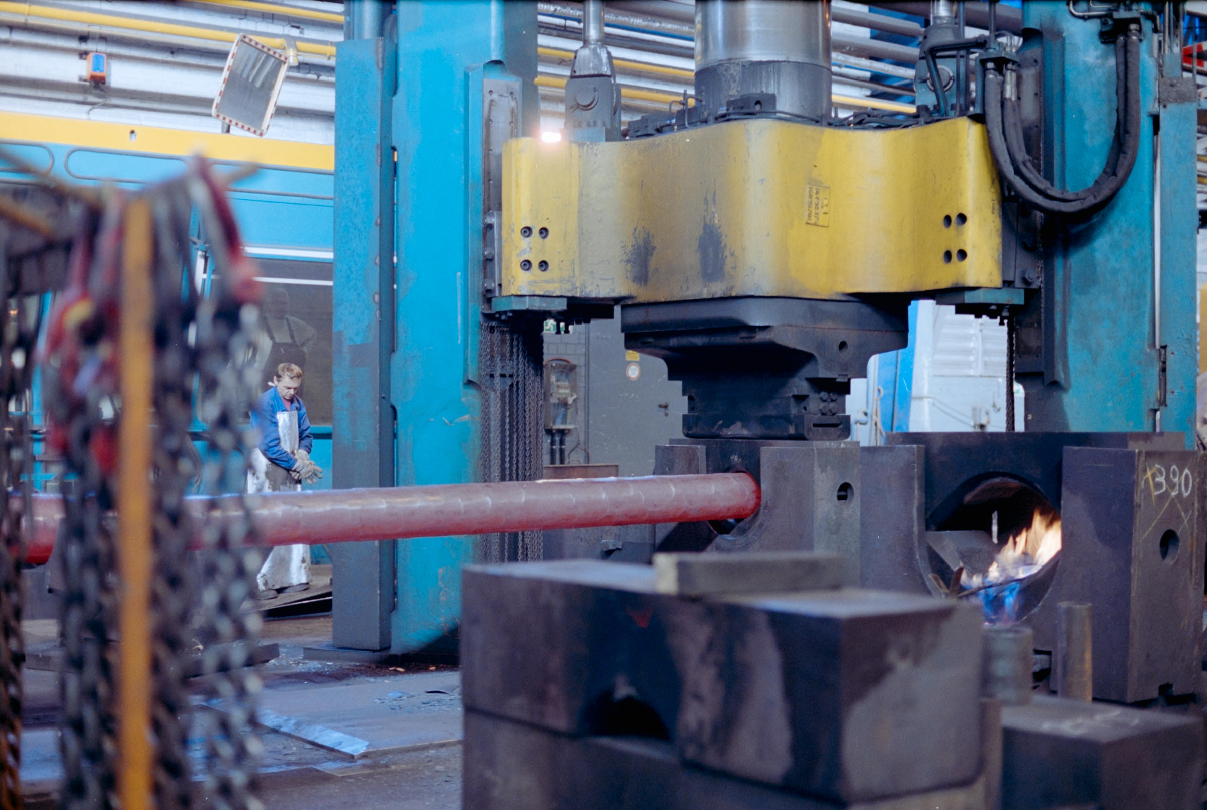 AHP film 2004 11 004 sc240828 img13 NLP